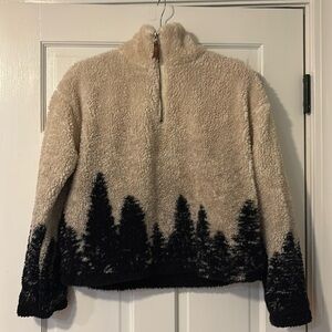 Mia and Tess 1/4 zip pull over, size S